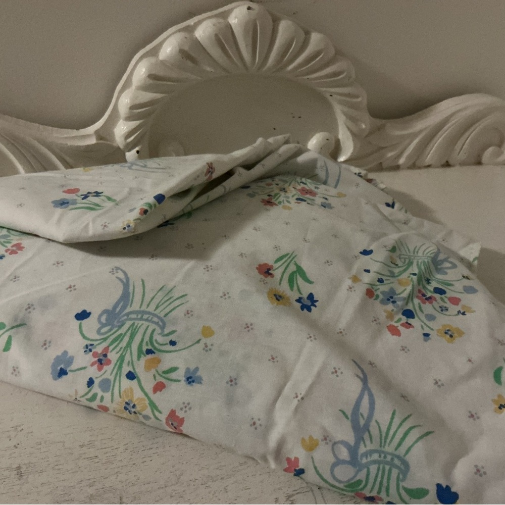 Vintage Twin Fitted Bedsheet